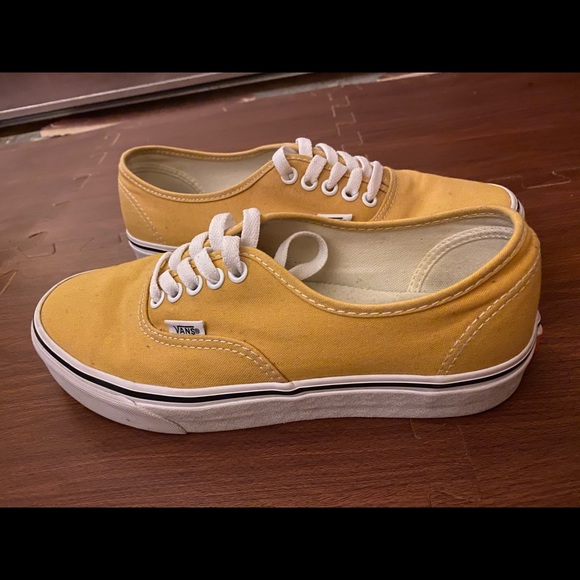 Vans - Picture 3 of 3